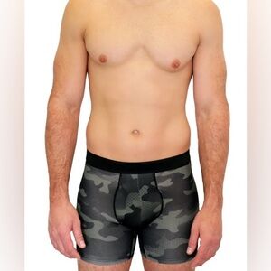 3 Pack Athletic Works Men’s Performance Boxer Briefs  Size S  Camo/Gray/Black